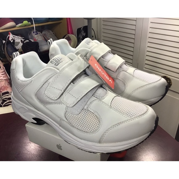 Drew Lightning II V - Men's Athletic Walking Shoe. Like New. - Picture 4 of 16